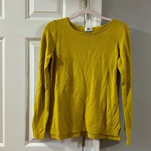 Old Navy mustard yellow sweater